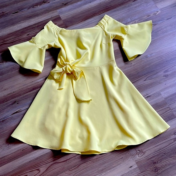 This Girl Fit and Flare dress Butter Yellow Tie Waist Size S Above knee Cocktail - Picture 1 of 14